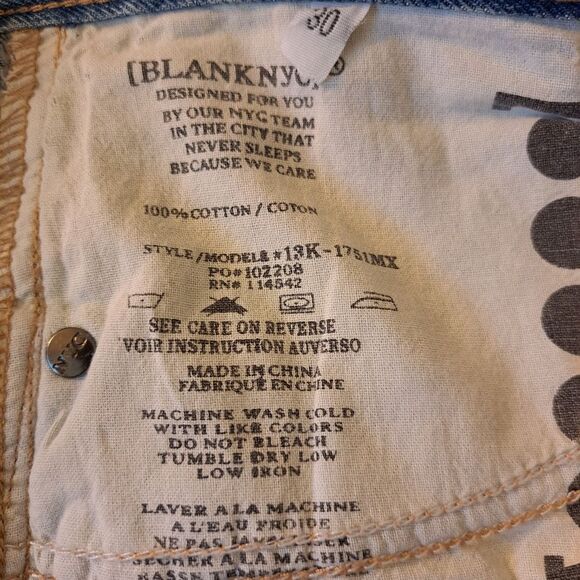 BLANKNYC Distressed High Rise Tapered Boho Jeans SZ 30 - Picture 11 of 13